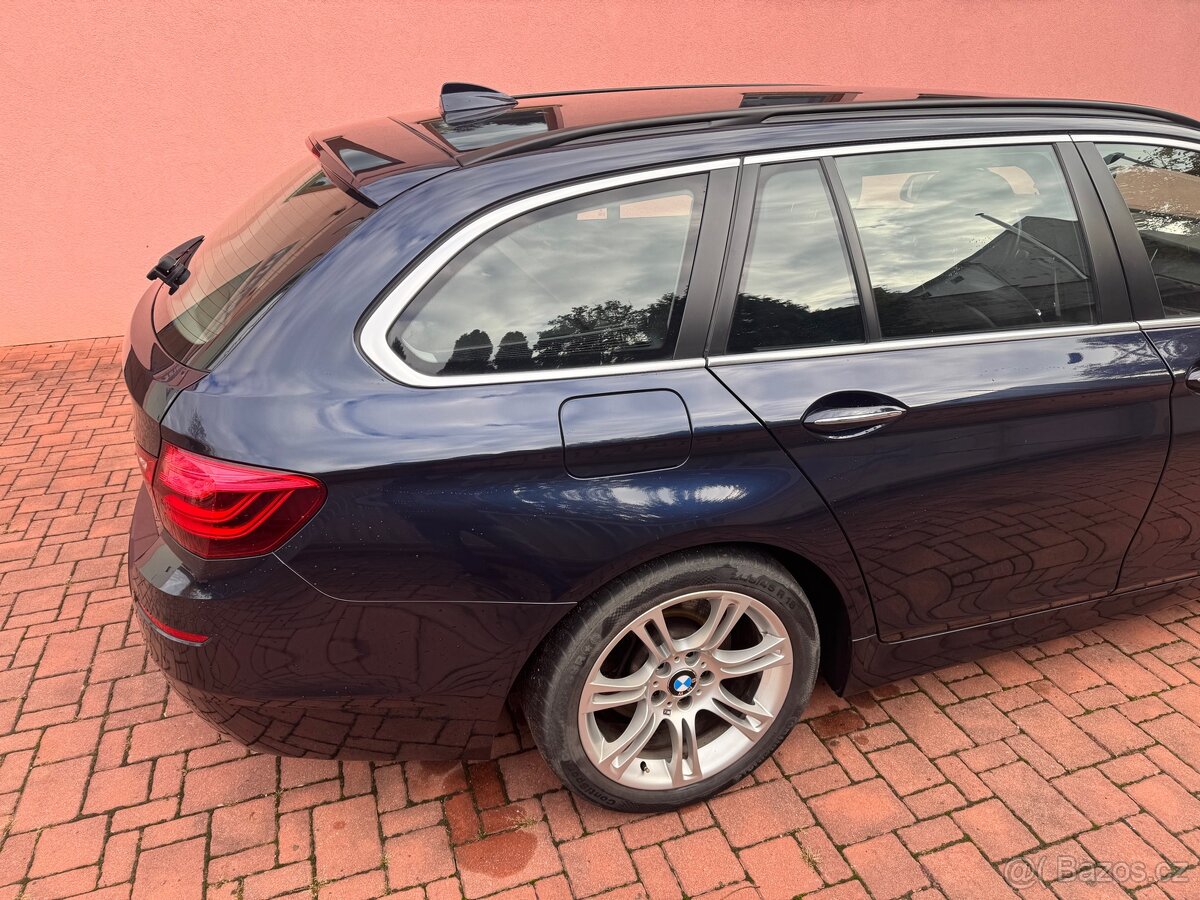 BMW 520xDrive F11 2017 - 11