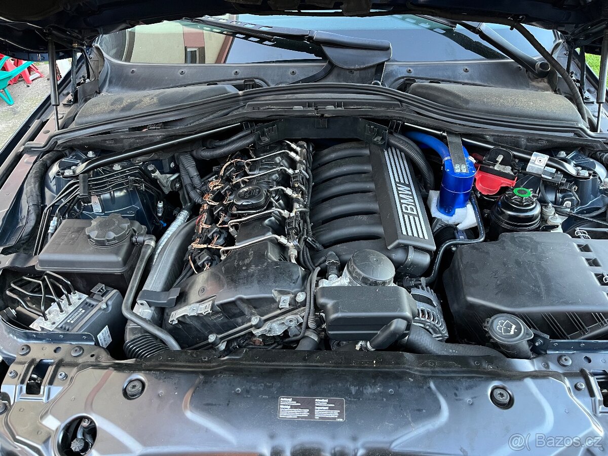 BMW 5 525i Touring E61 E60 LCI xDrive 4x4 160kw pouze díly - 11