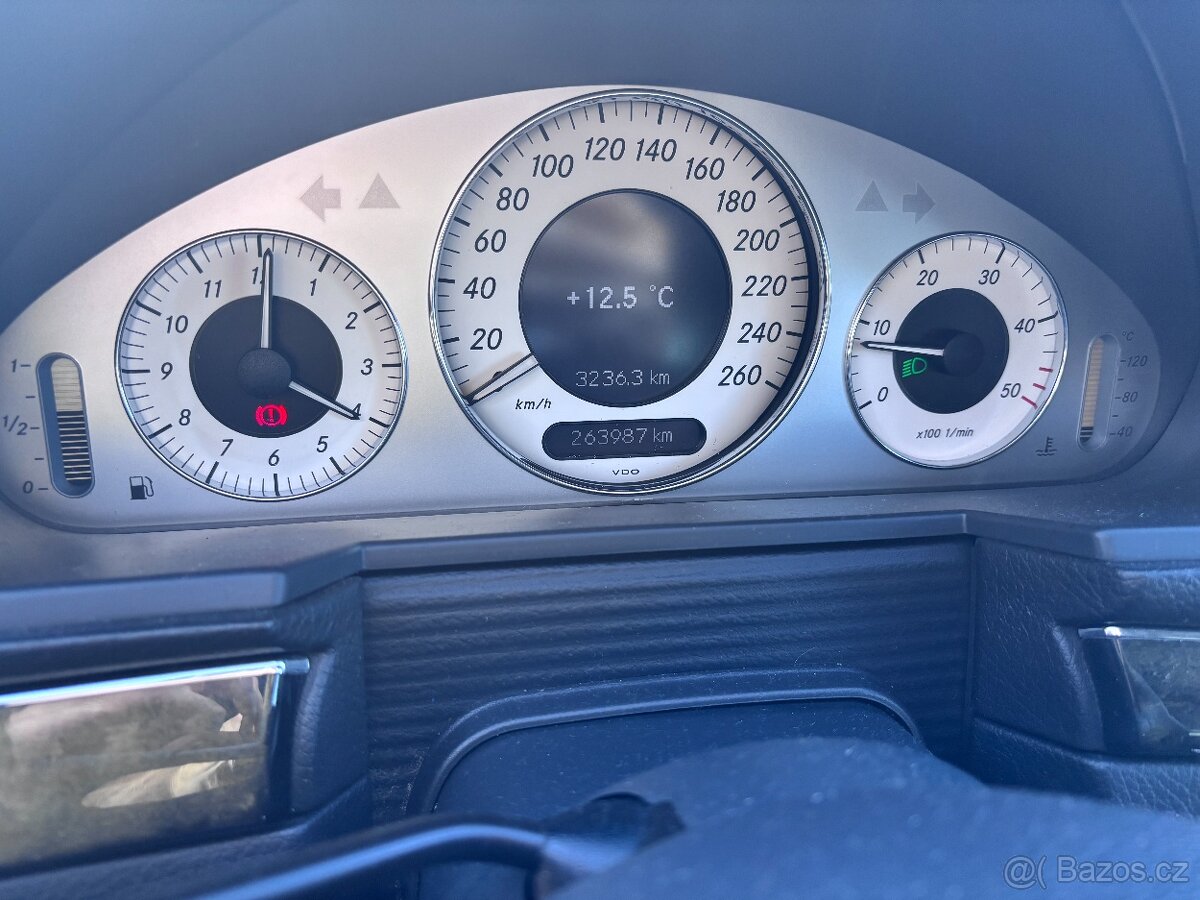 Mercedes E220 CDI combi ,typ 211 - 11