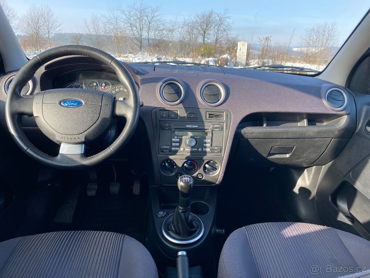 FUSION FACELIFT 1.4 16V 59KW,,KLIMA,,VYHŘEV OKNA,,ZELENÁ MET - 11