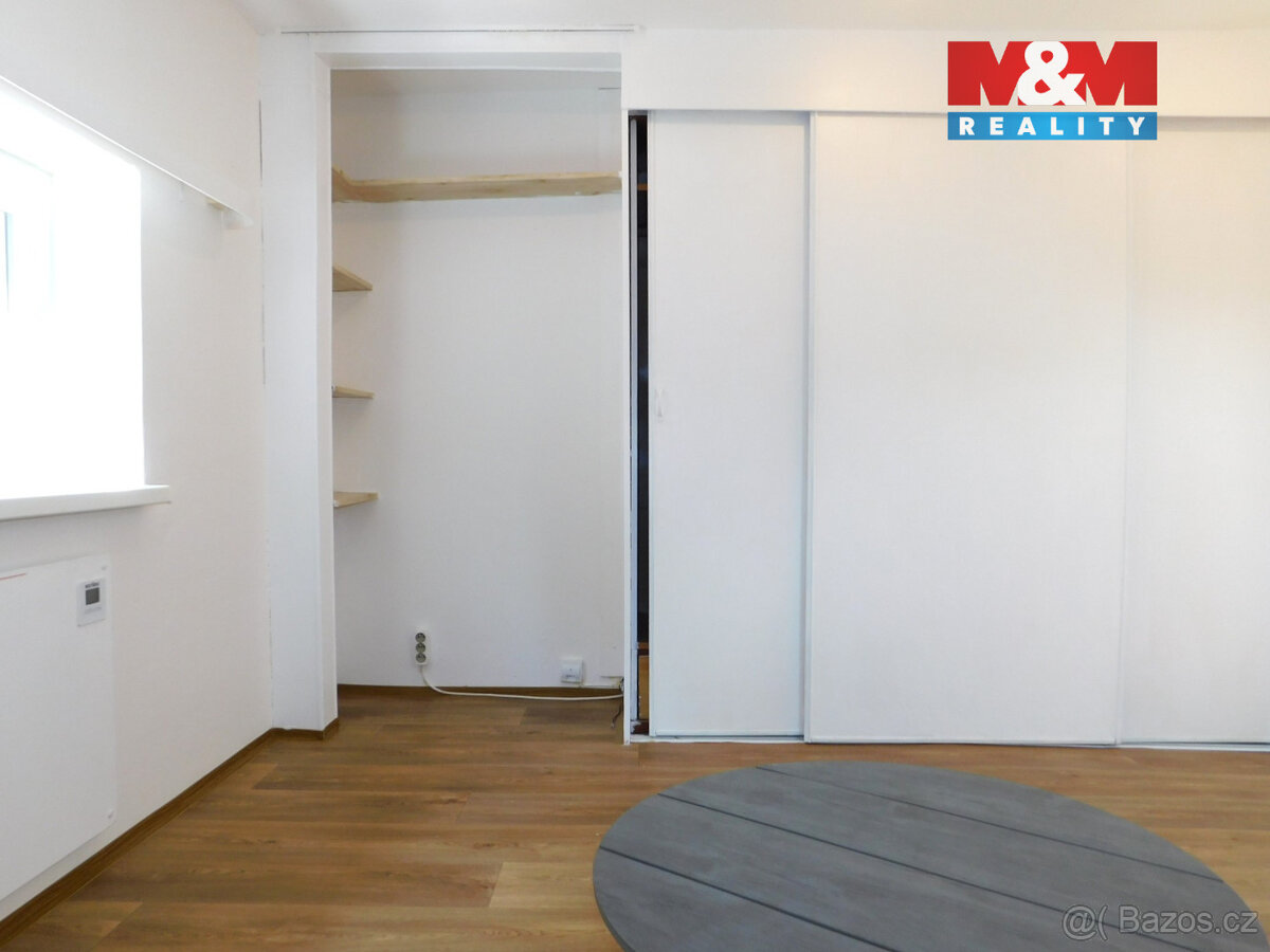 Pronájem bytu 1+1, 29 m², Mariánské Lázně, ul. Třebízského - 11