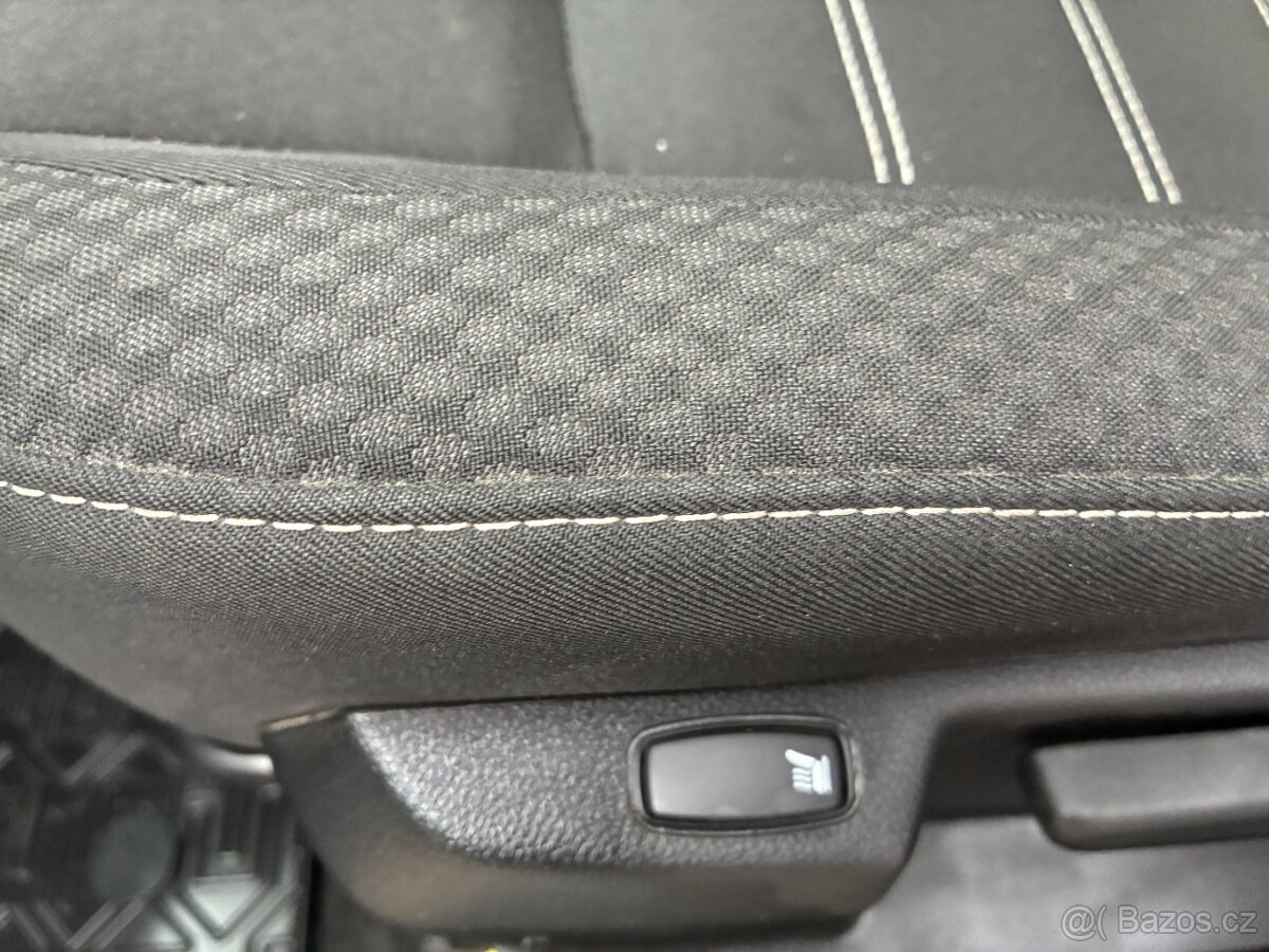 Dacia Duster 1.5 DCi 4x4 r.v.2023/10 ČR DPH 93 000 km - 11