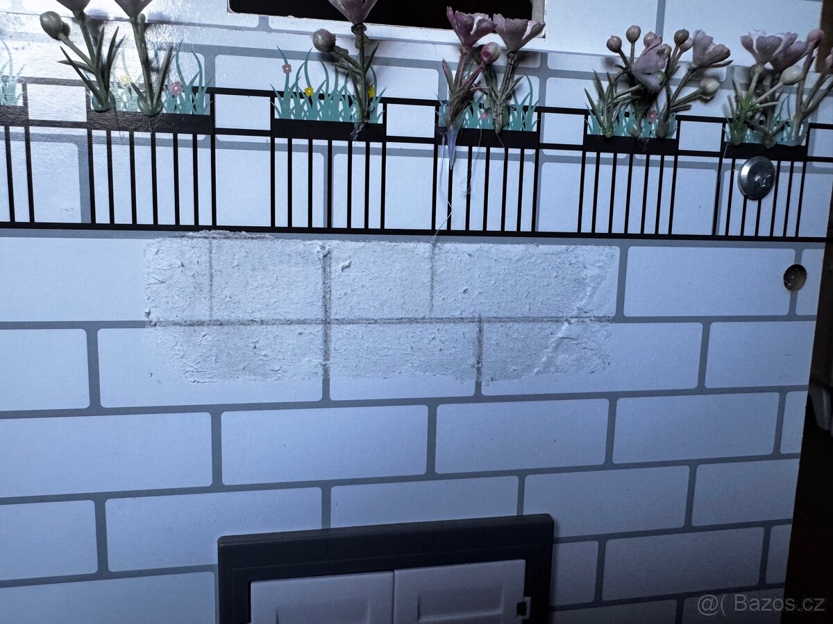 Domeček pro panenky s vybavením - 11