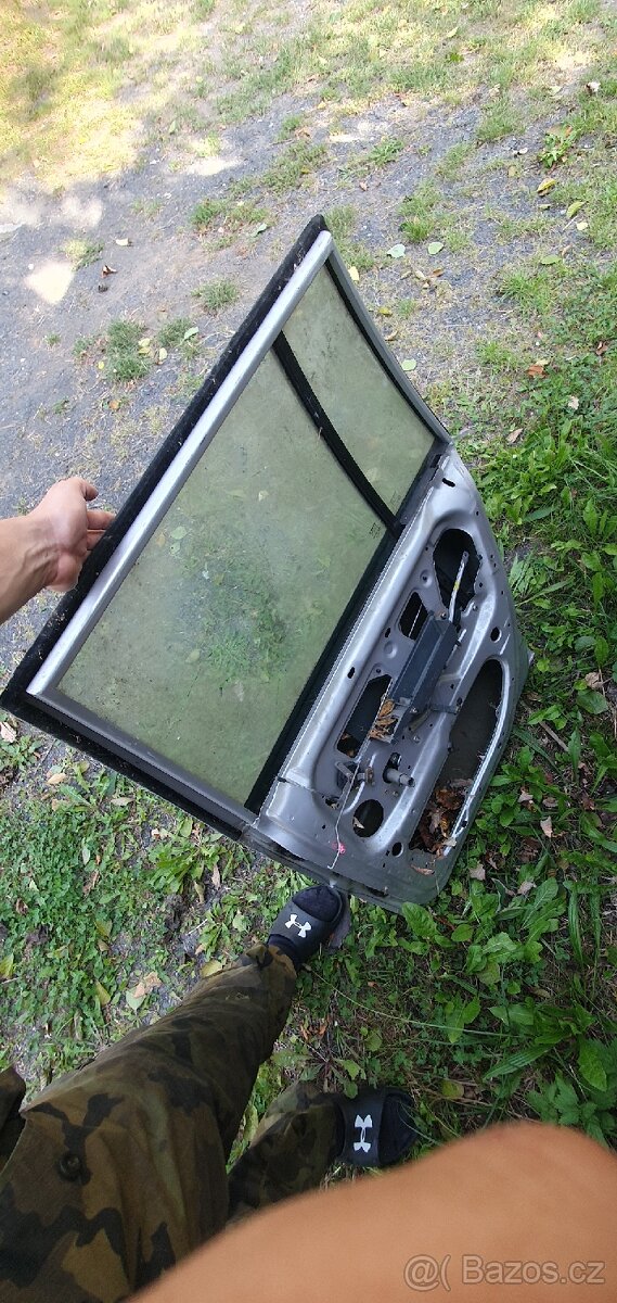 Náhradní díly volvo 740 940 - 11