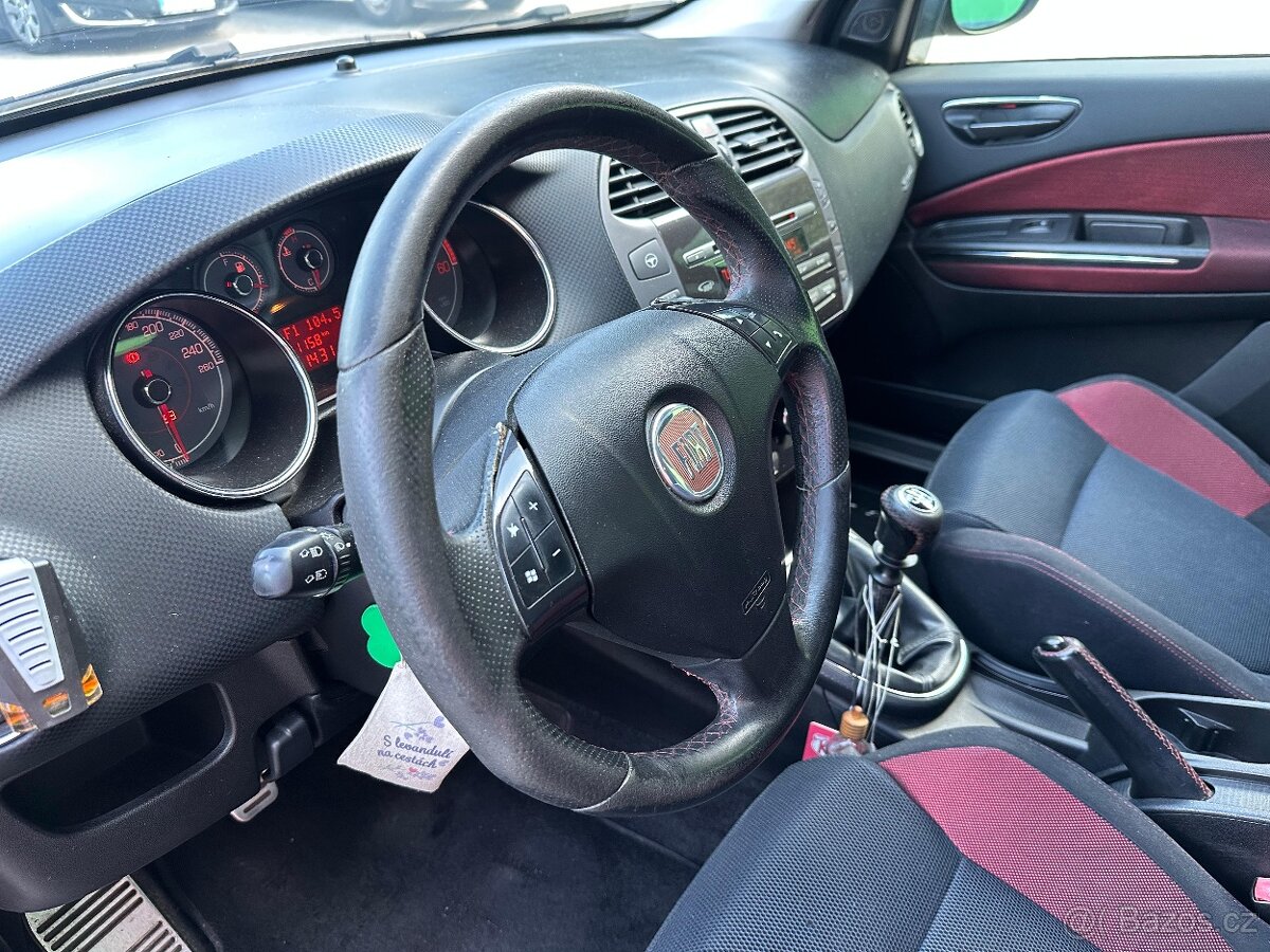 FIAT BRAVO 2.0 Multijet 165k Sport - 11