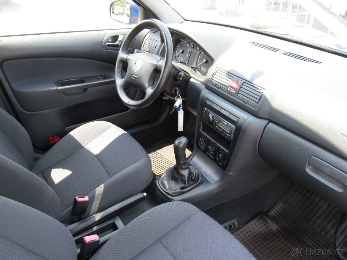 Škoda Octavia 1.6 i combi ČR 1.maj - 11