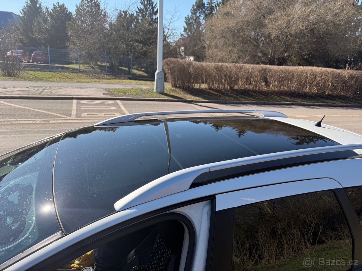 Peugeot 308 SW 1.6 HDi - 11