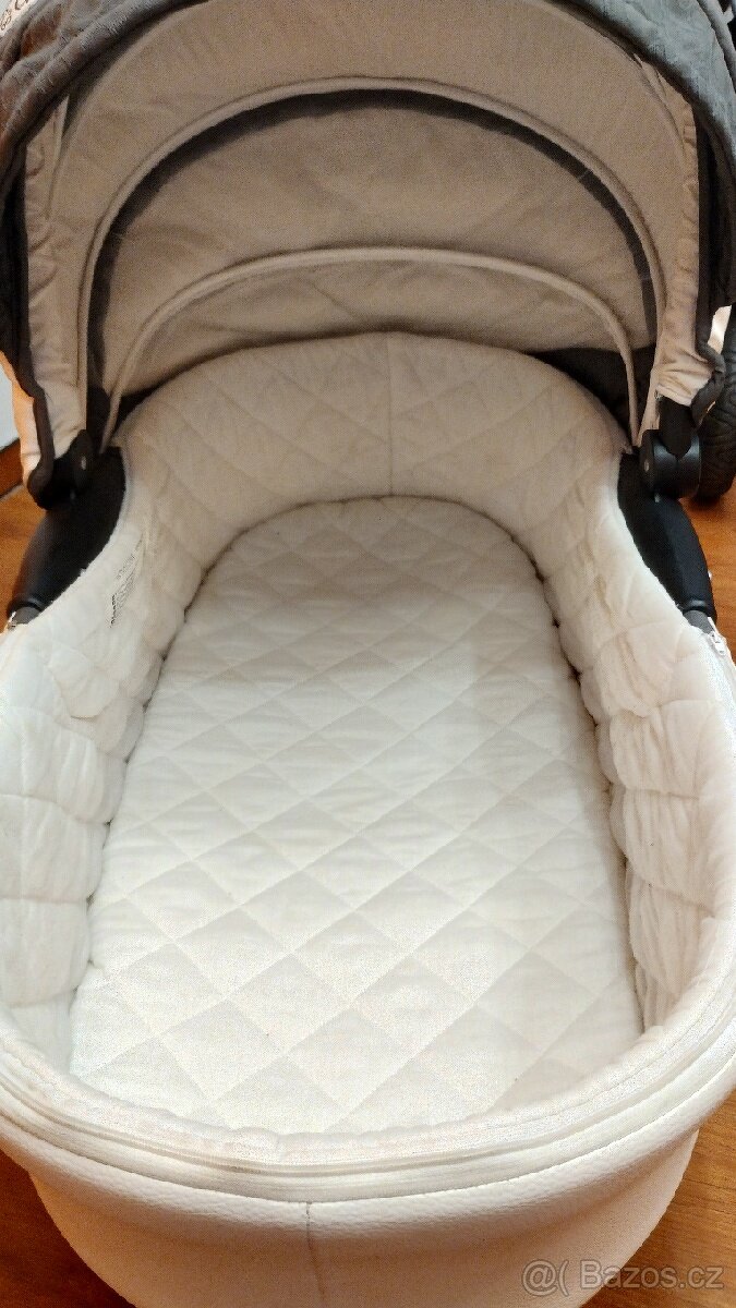 Kočárek camarelo trojkombince - 11