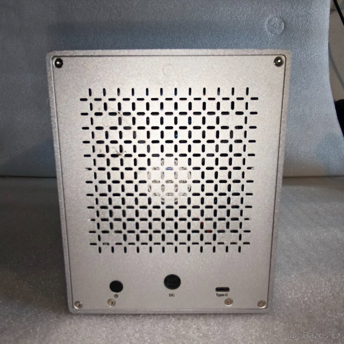 Externí boxy na 3,5" HDD - 11