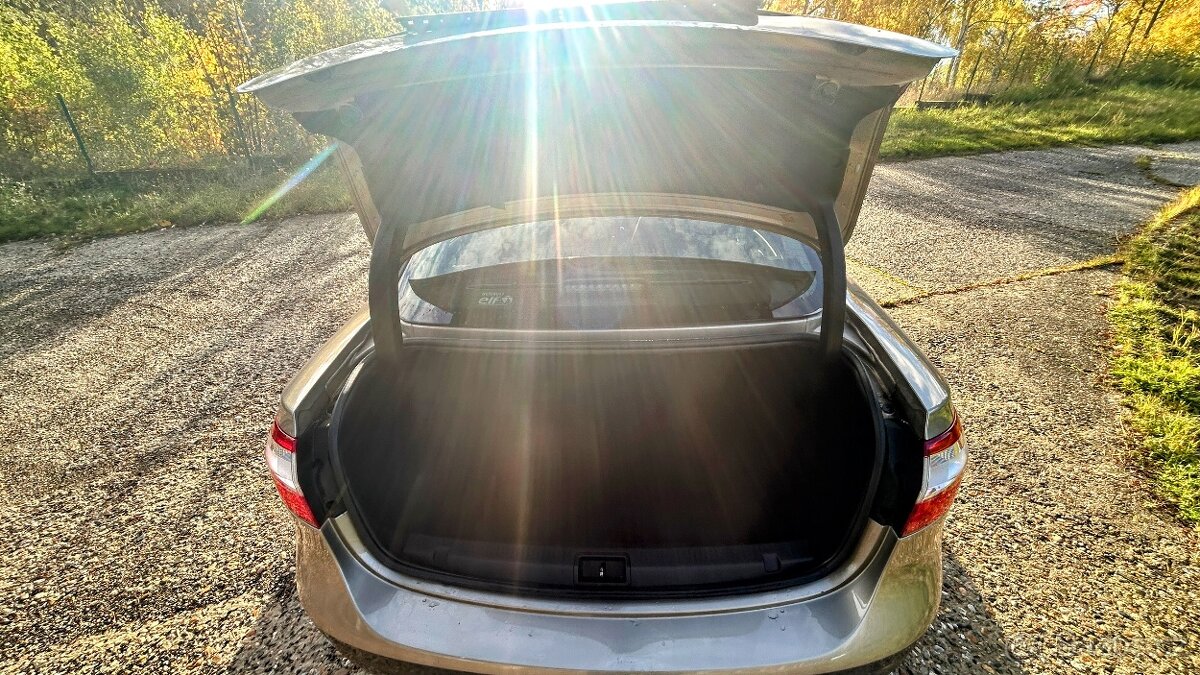 Renault Fluence, 1.6 16v - 11