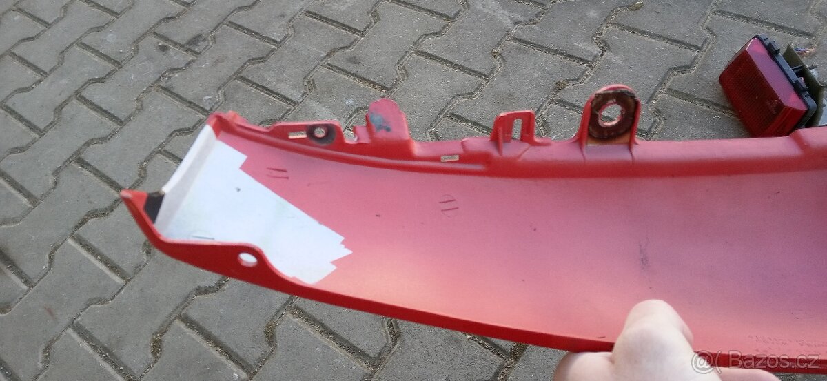 Suzuki GSX-R 750 - 11