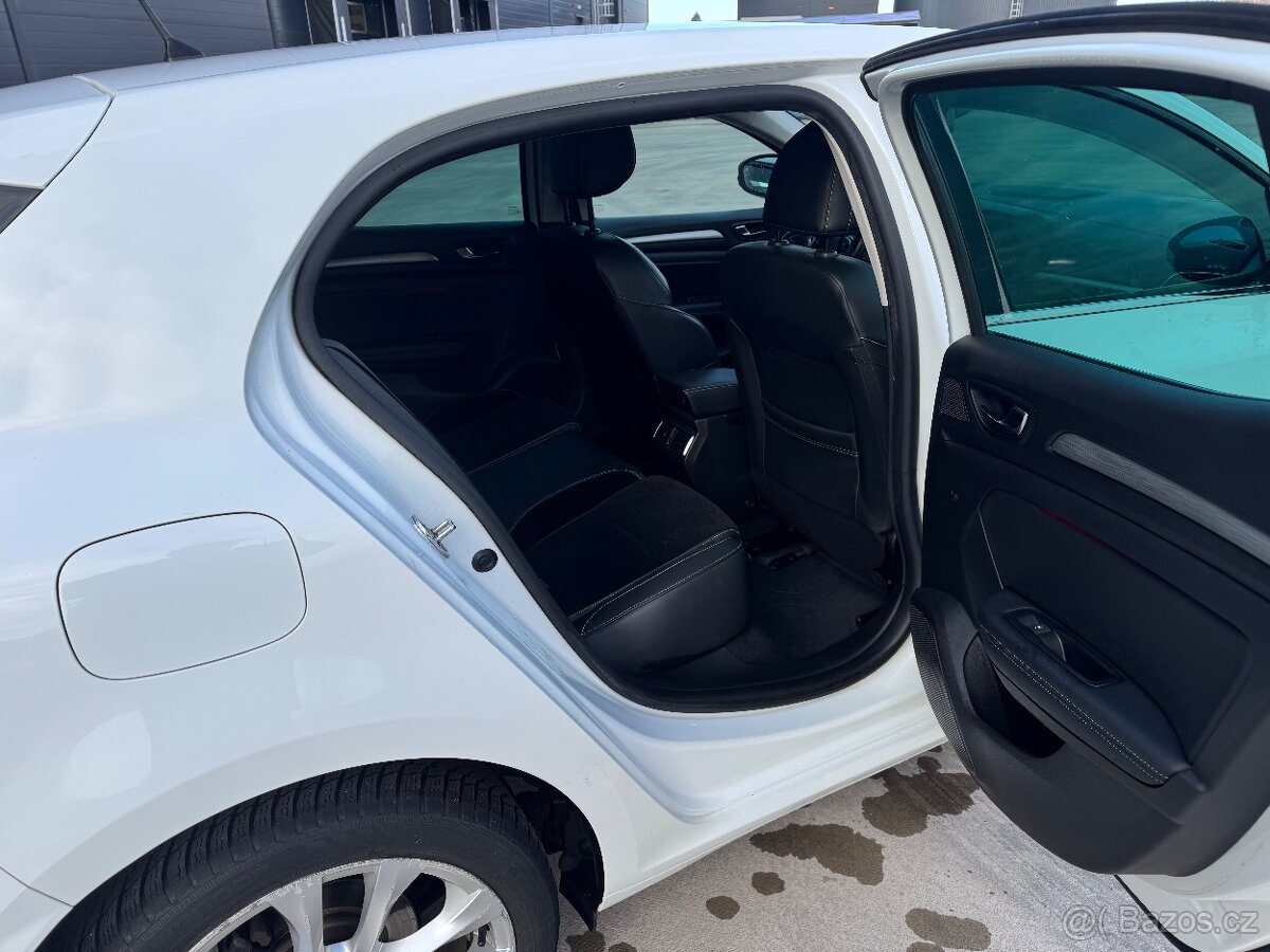 Renault Megane 4 - 11