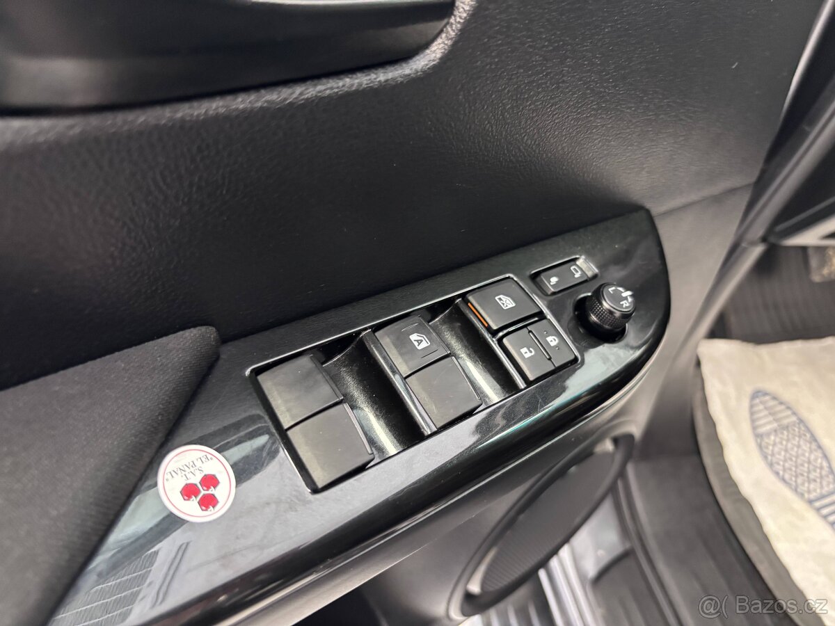 Toyota Hilux 2,4 D4 CAT / DPH - 11