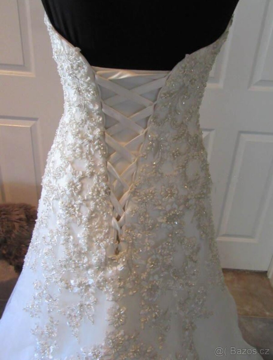 Nádherné svatební šaty Maggie Sottero - 11
