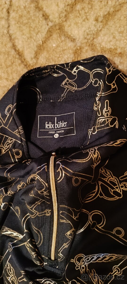 Sada podsedlovka a dvě trika - 11