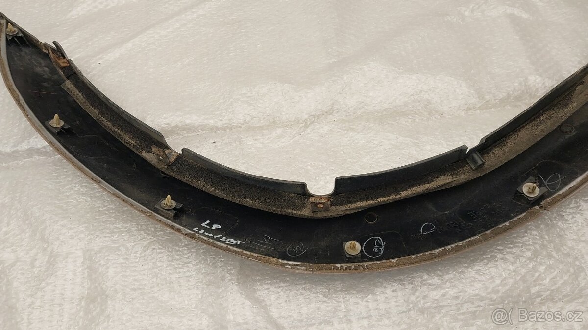 Mitsubishi L200 – LEM LP BLATNIKU, ROHY NÁRAZNÍKU LP PP - 11