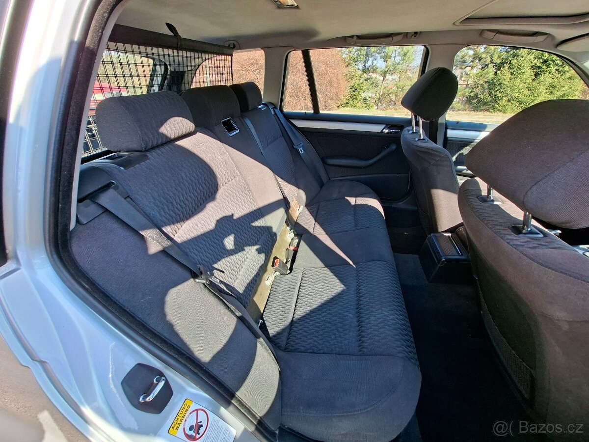 BMW 328i e46 touring manuál - 11