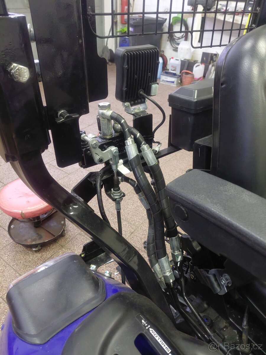 Malotraktor Farmtrac 26 4WD PRO - 11