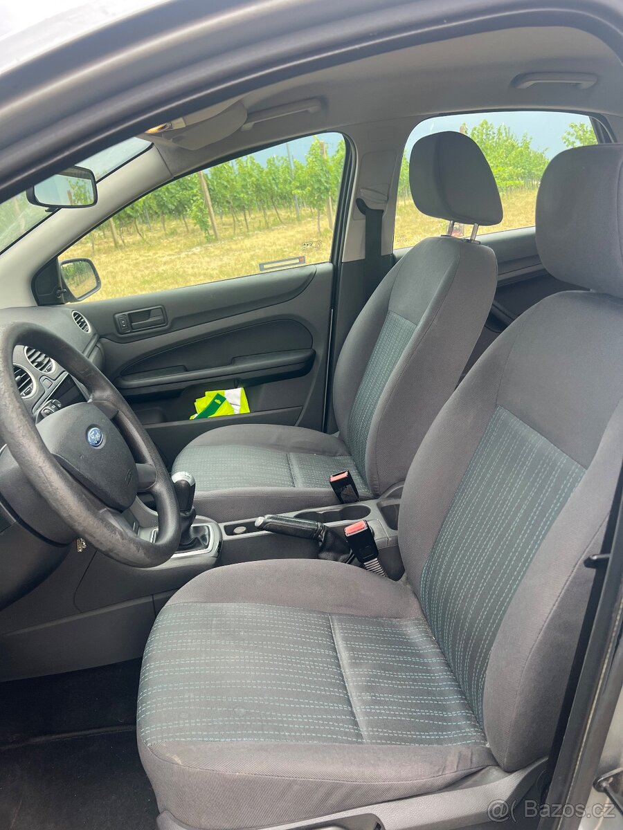 Ford Focus 1.6 benzín 74kW 2004 - 11
