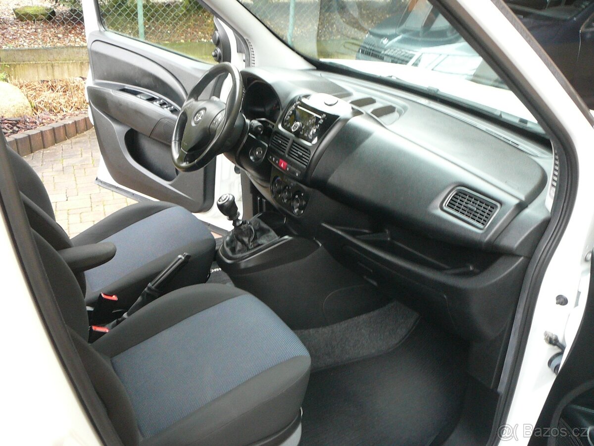 OPEL COMBO/FIAT DOBLO 1.6 CDTI 70KW KLIMA VYH.SEDADLA TAŽNÉ - 11