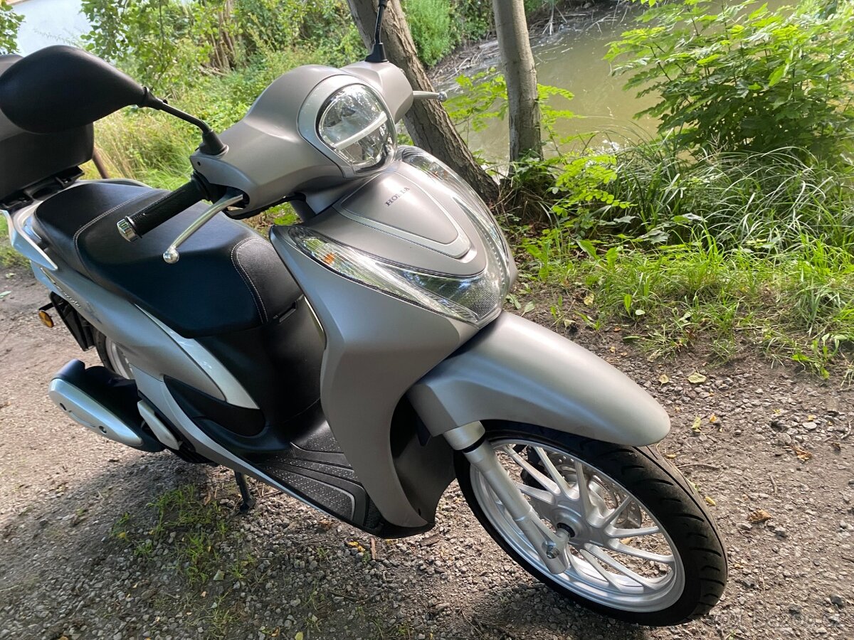 Honda SH 125 (2024) - 11