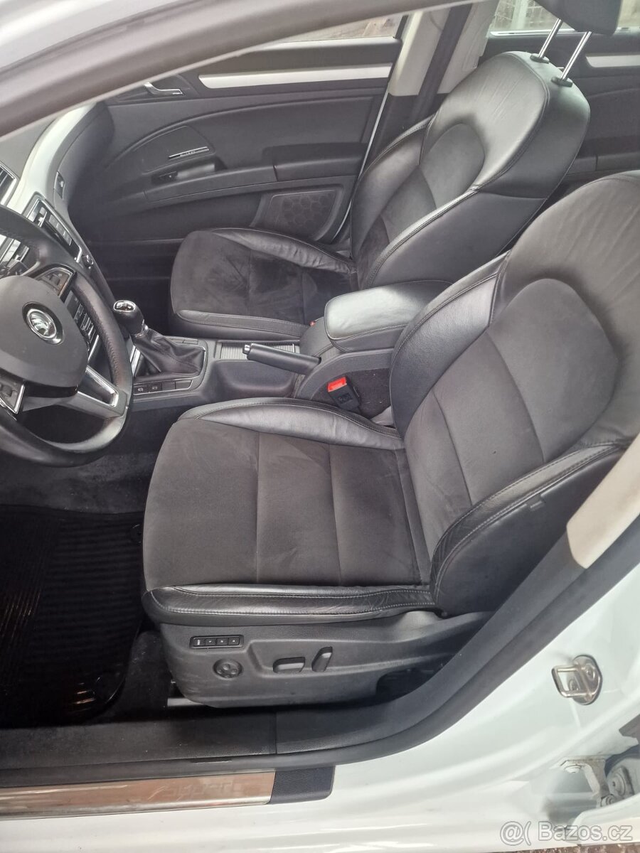 Škoda Superb 2 facelift elegance 1.8 tsi 118kw rok 2013/14 - 11