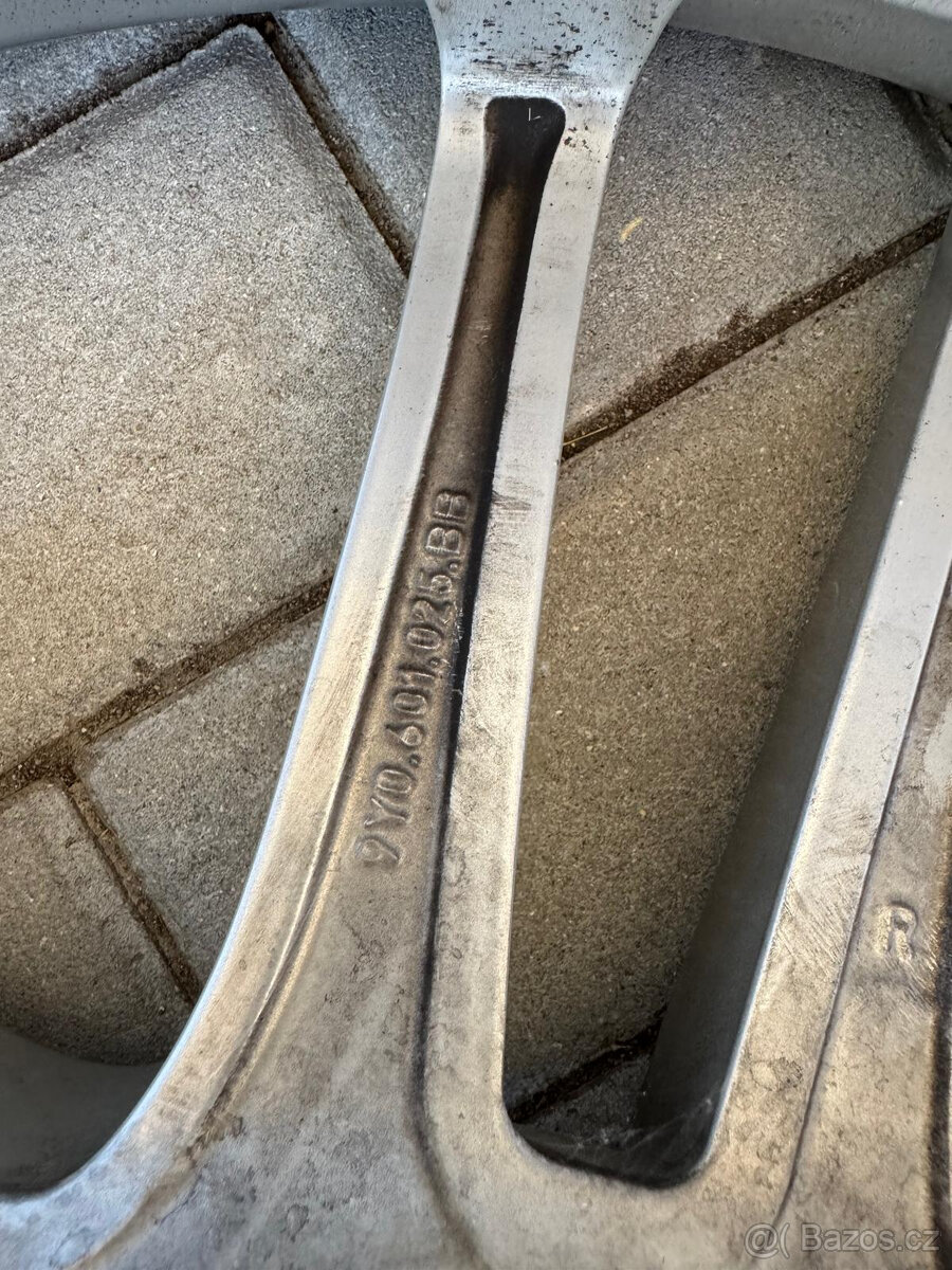 r20 origo alu porsche, dvourozměr, letní pneu pireli - 11