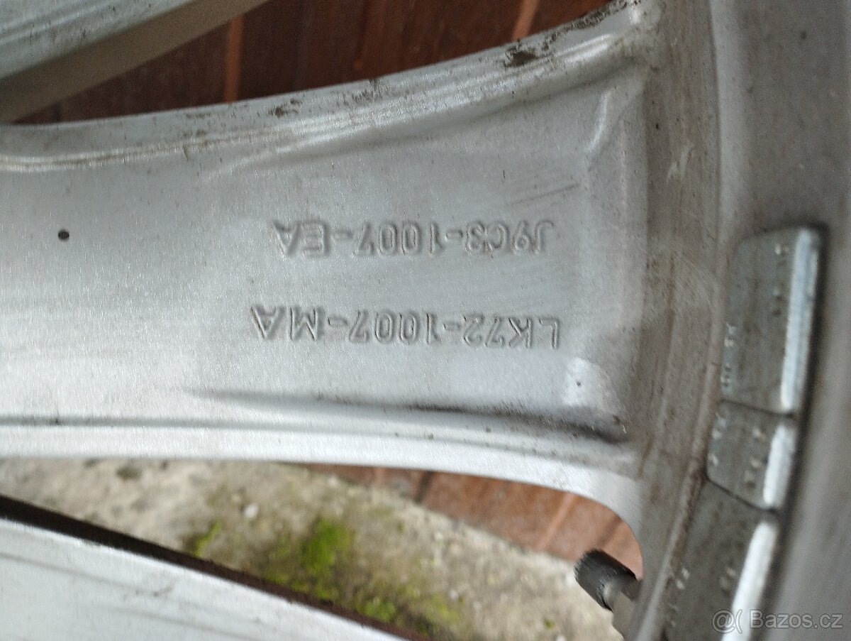 Originální kompletní kola JLR 235/55 R19 - 11