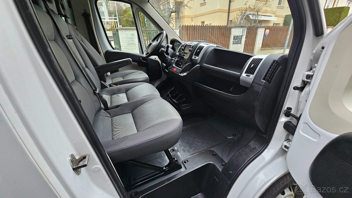 Ducato 2.3JTD, plechová nástavba, hydraulická plošina, AC. - 11