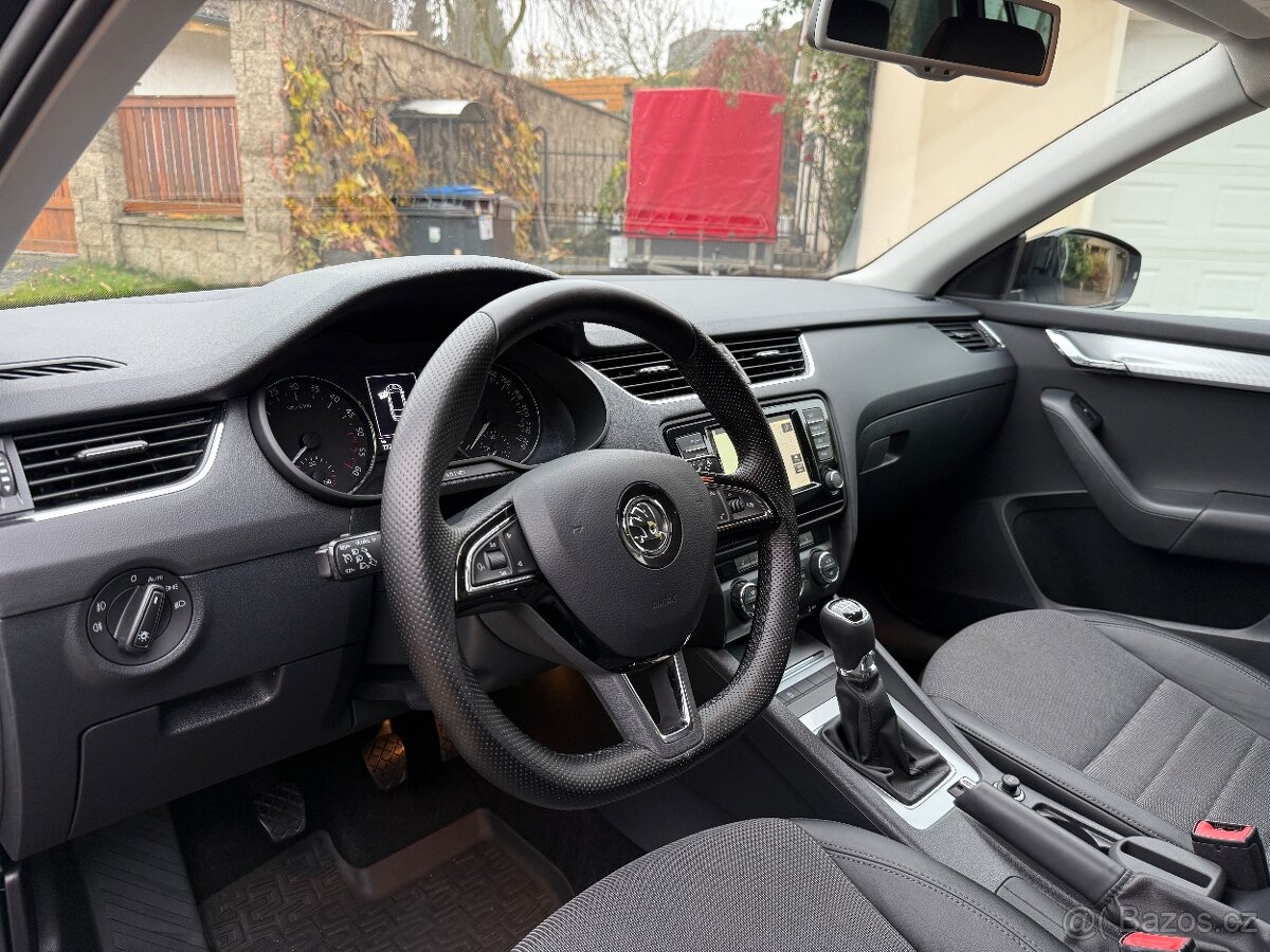 Škoda Octavia Elegance Combi III 2.0 TDI 110KW - 11
