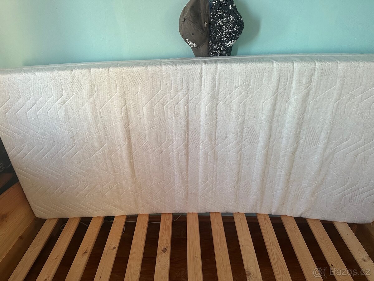 Dřevěná postel 90x200 - 11
