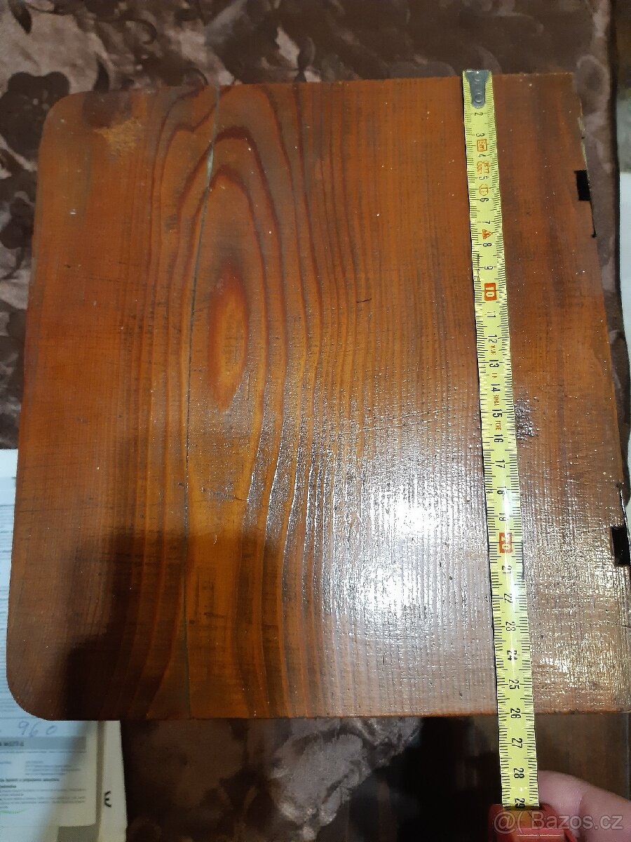 různé stoličky, či štokrle, polička - 11