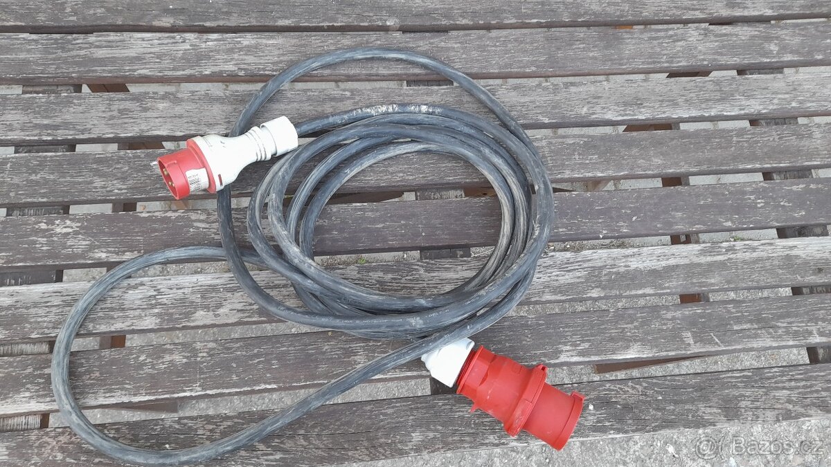 funkční cirkulárku domácí výroby s podavačem dřeva - 11