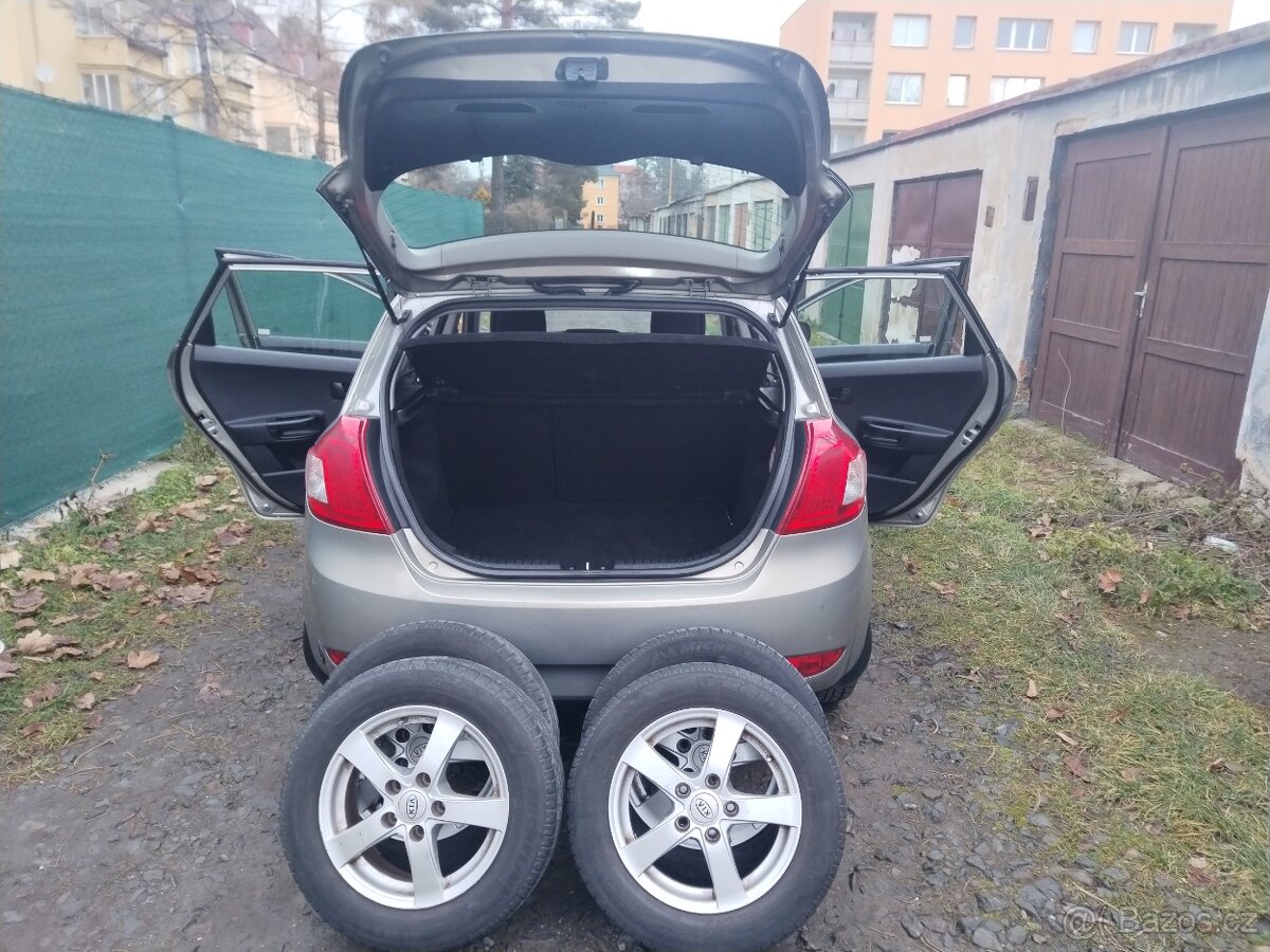 Kia Ceed 1.6 benzín+LPG, 6KVALT-KOUP. ČR,CEBIE,PO SERVISU - 11