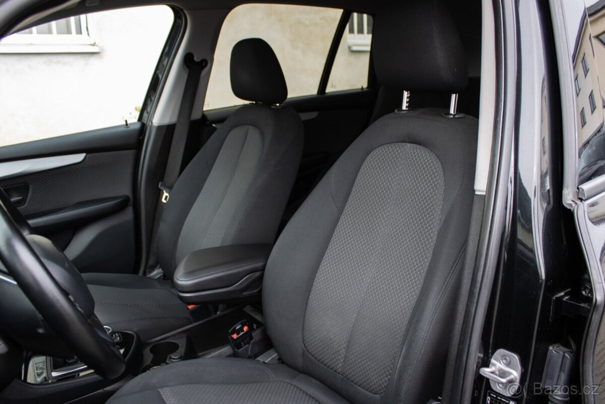 BMW Rad 2 Gran Tourer automat Matrix svetlá - 11