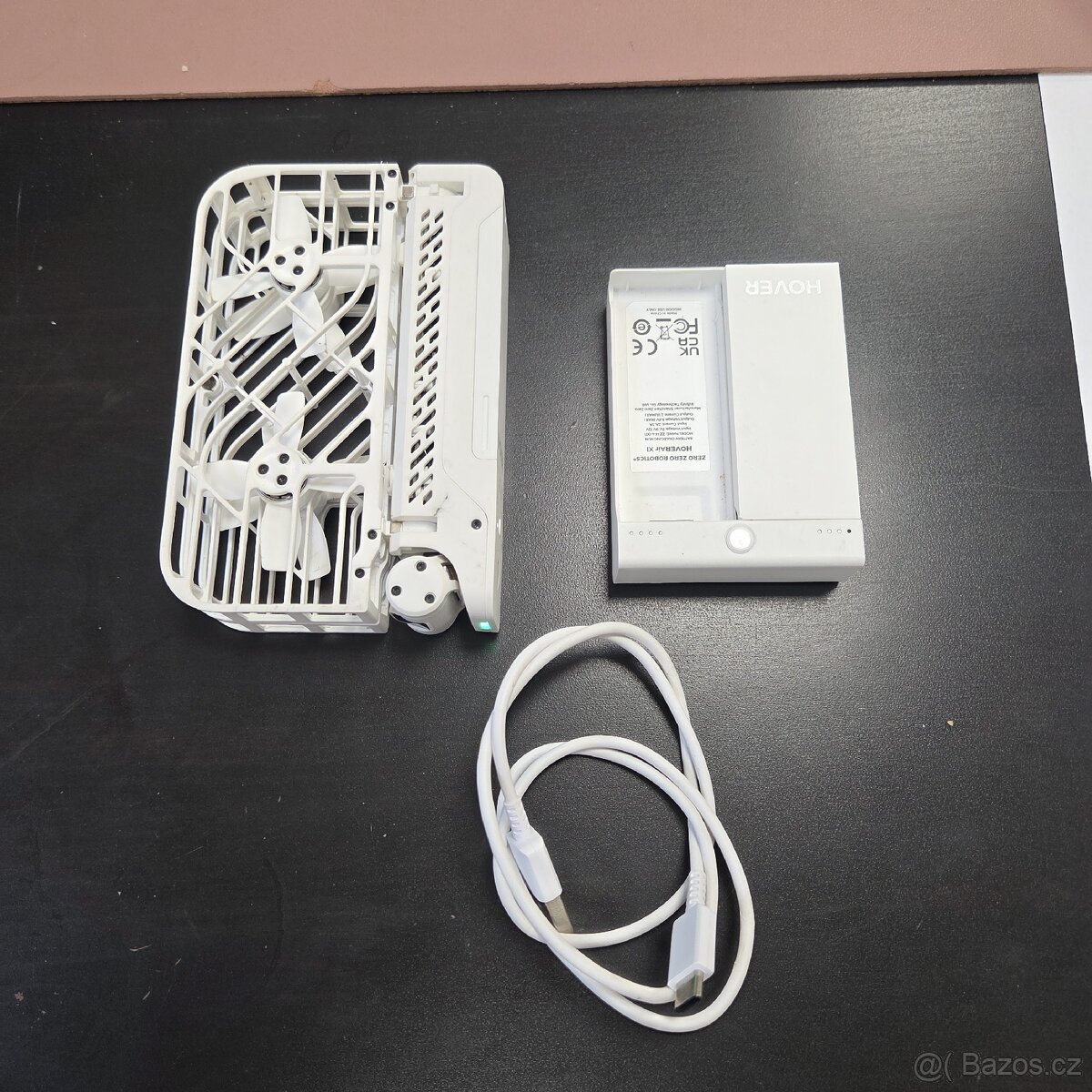 Selfie dron HOVERAir x1 - 11