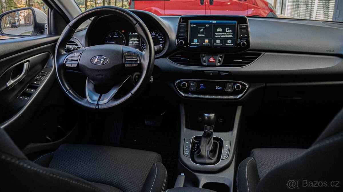 Hyundai i30 CW 1.6 CRDi Classic DTC - 11