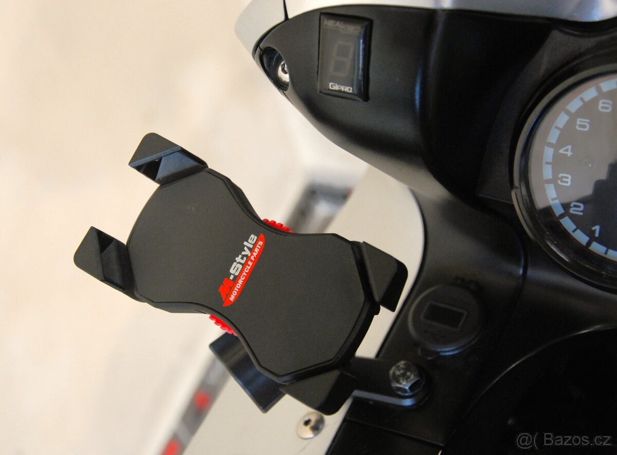 Yamaha FJR 1300 - bohatá výbava - 11