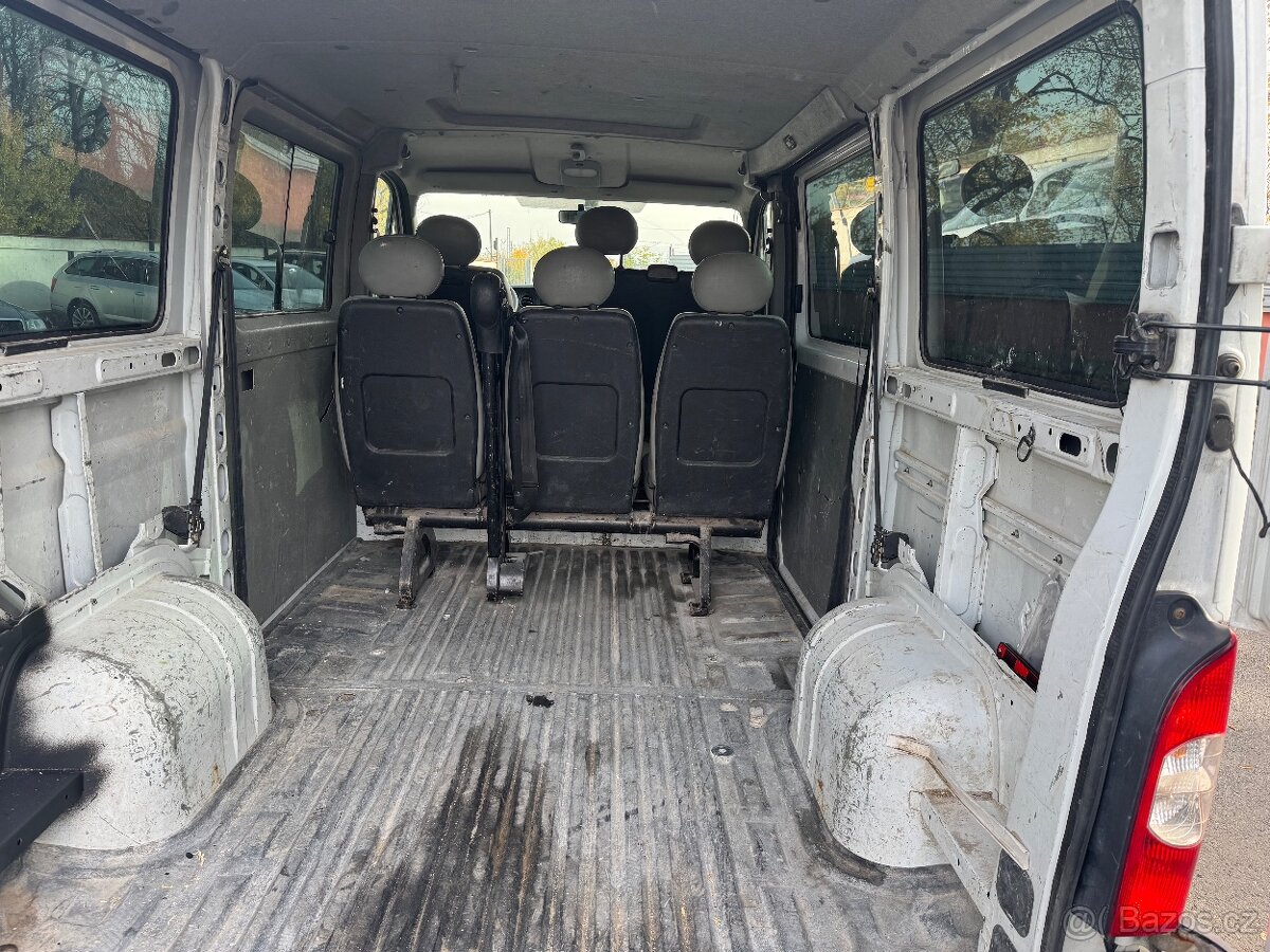 RENAULT MASTER 2.5 dCI 6-MÍST MODEL 2006 MOŽNO NA SPLÁTKY - 11