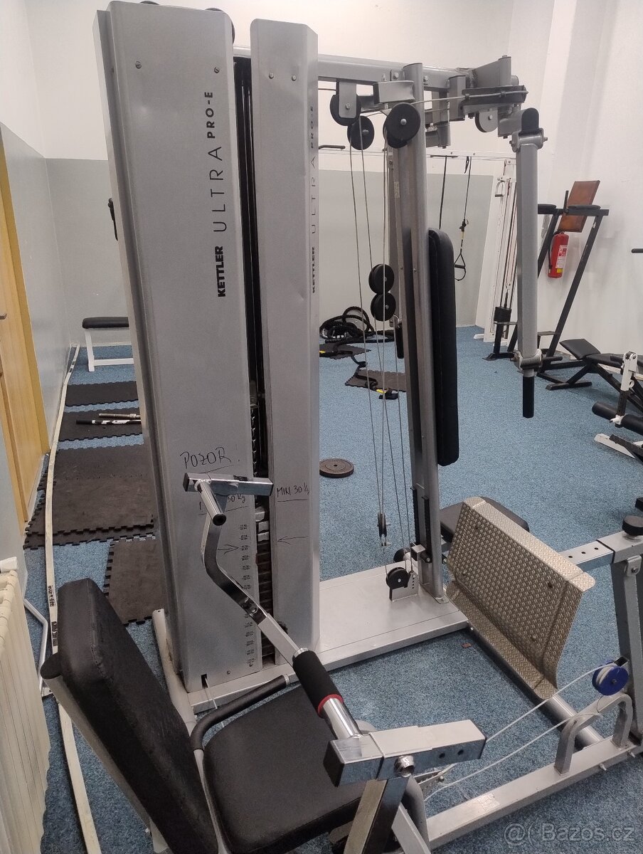 Posilovací stroj - 11