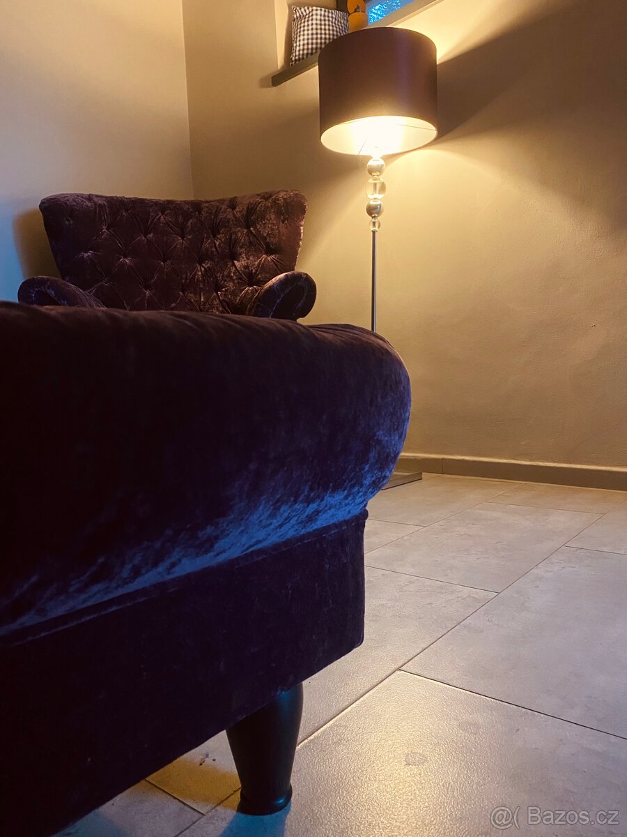 Křeslo ušák s taburetem - 11