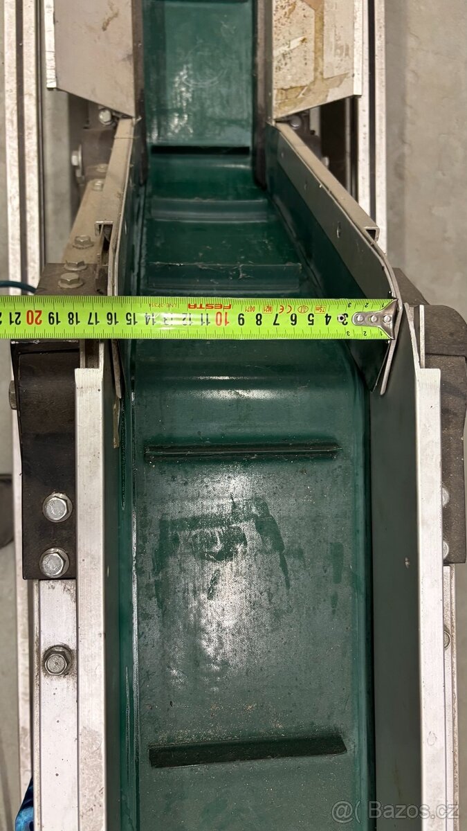 Pásový dopravník s programováním - 11