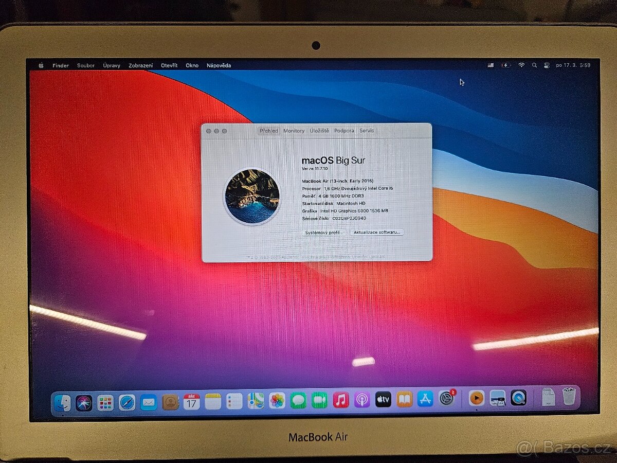 MacBook Air 13'' 2015 / i5 / 4GB / 128GB SSD - 11