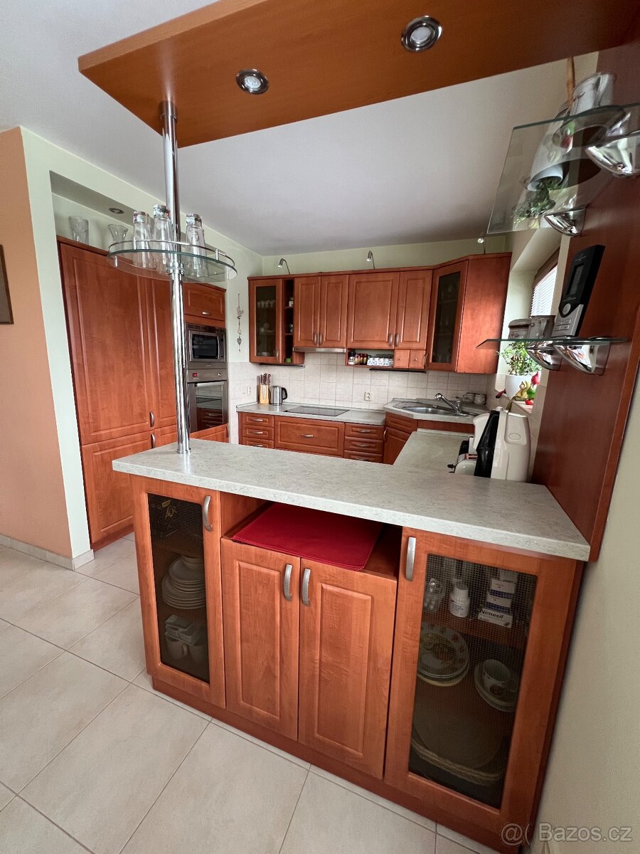 Prodám plně funkční kuchyňskou linku - 11