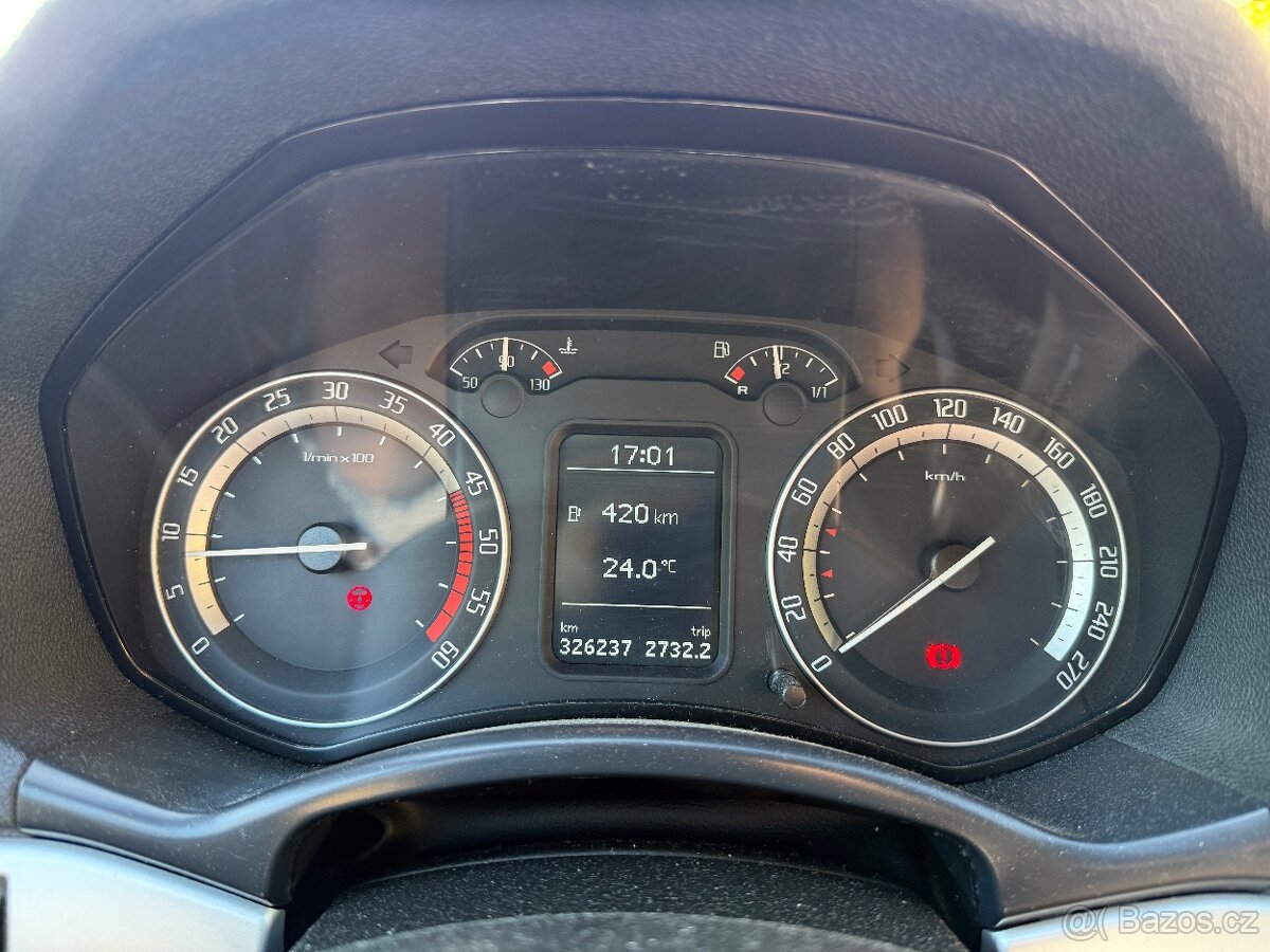 Škoda Octavia II rs 125kw - 11