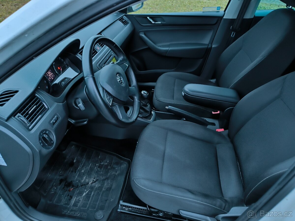 ŠKODA RAPID 1.2 TSI 63kw, r.v. 2013, DOBRÝ STAV, PŮVOD ČR - 11