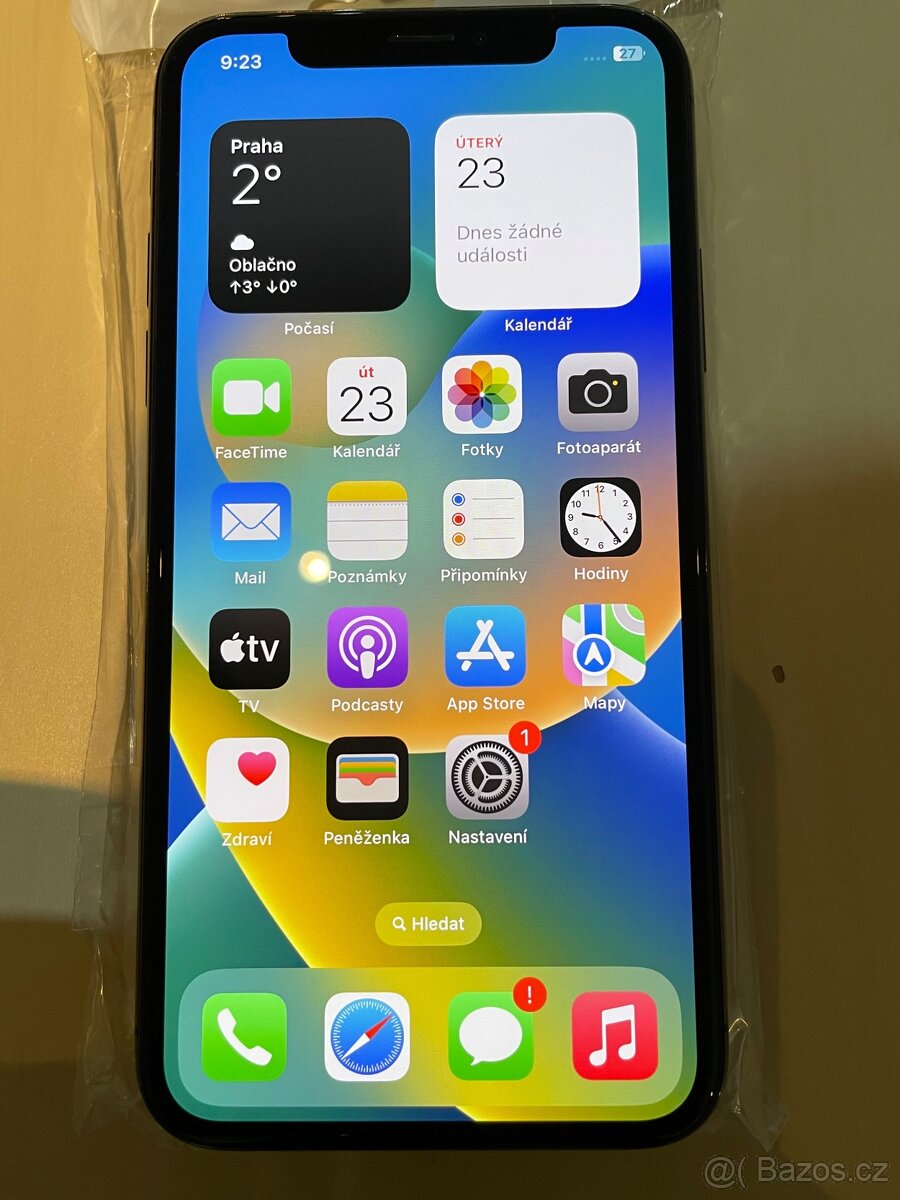 Prodám IPhone X - 11