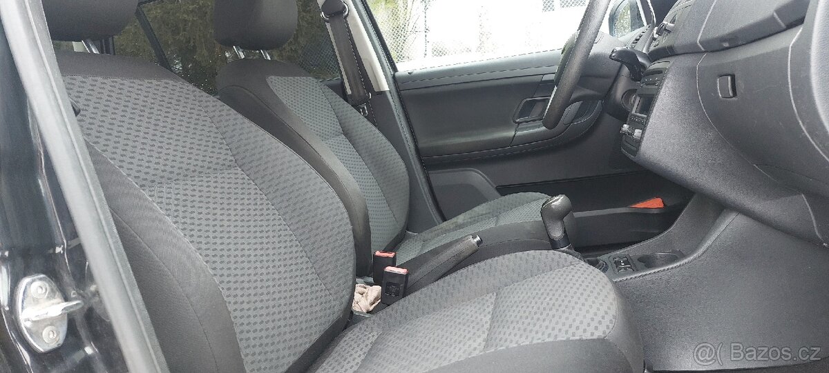 Škoda fabia combi 1.4i 16v 63kw Facelift - 11