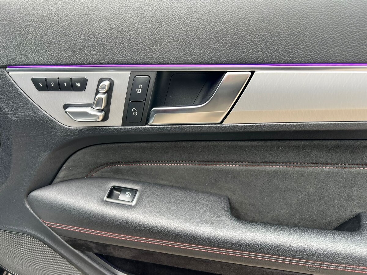 Mercedes-Benz E350 Coupe - 11