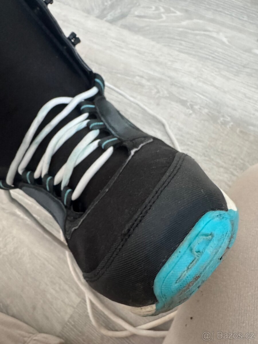 Snowboardové boty Gravity vel. 39,5 - 11